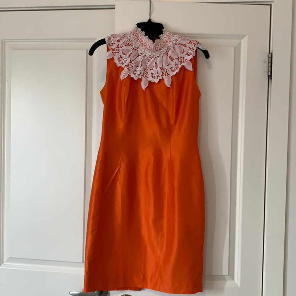 Ladies dress. Lovely snd classy.